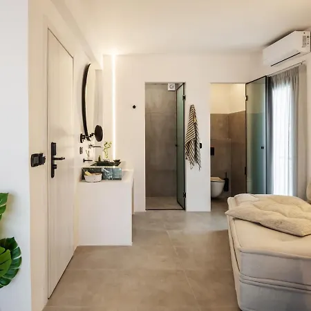 Lithos Suites By Premium Key העיירה סקיאתוס